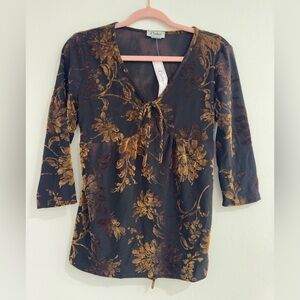 VINTAGE CARDUCCI Floral Black and Gold Women's Top 💛